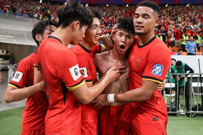 世預賽收官戰 國足主場1比0戰勝巴林隊