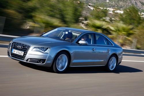 豪華車的準(zhǔn)則 海外試駕2011款奧迪A8